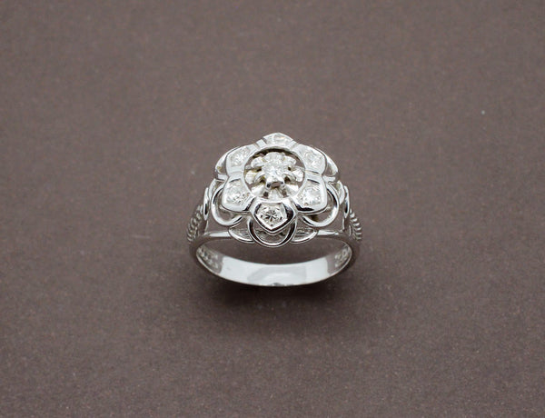 Bague Fleur Diamants et Or Blanc