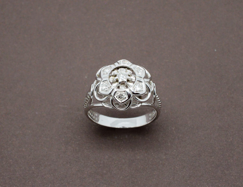 Bague Fleur Diamants et Or Blanc