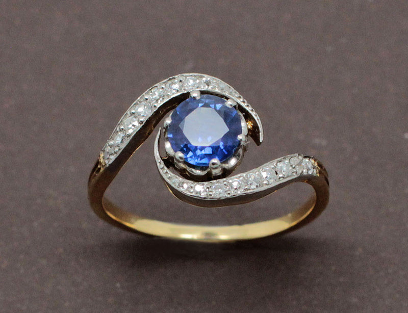 Bague Tourbillon Ancien Saphir et Diamants