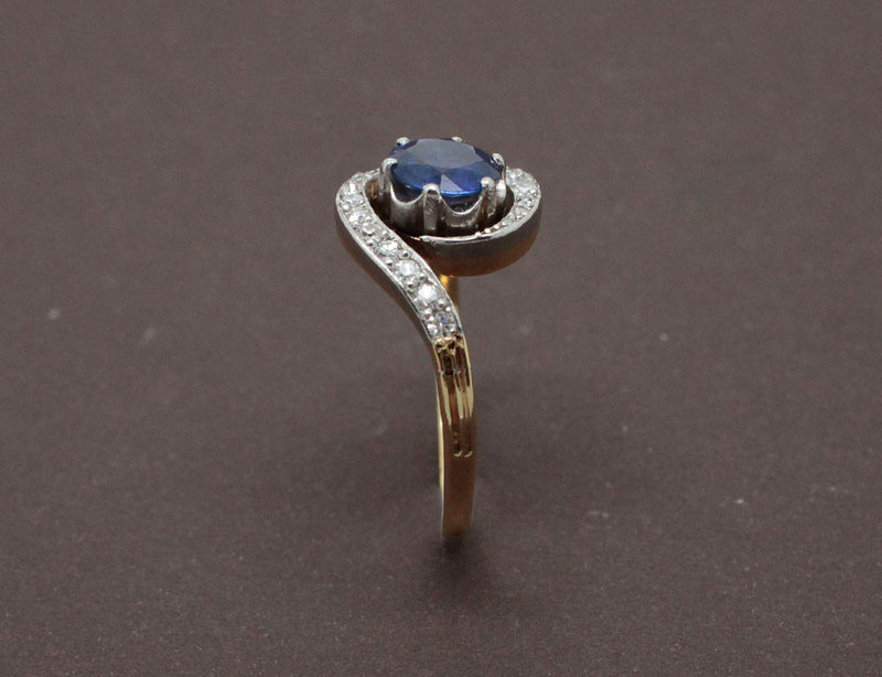 Bague Tourbillon Ancien Saphir et Diamants