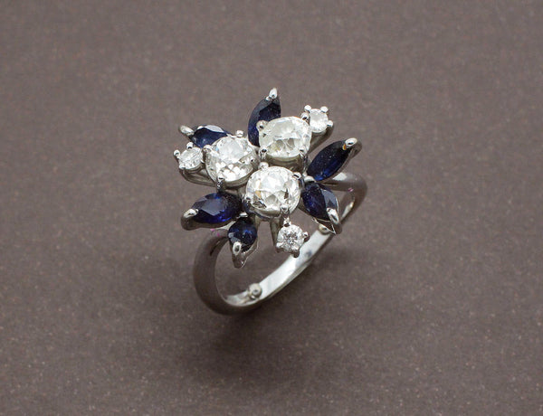 Bague Vintage Diamants et Saphirs Navette