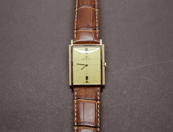 Montre Jaeger-LeCoultre en or