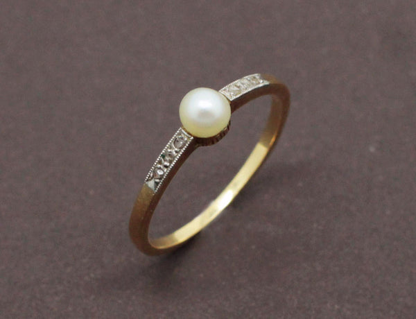 Bague Ancienne Perle fine et Diamants