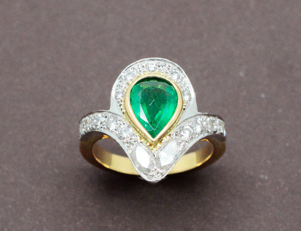 Bague Émeraude Diamants Or Jaune 18ct