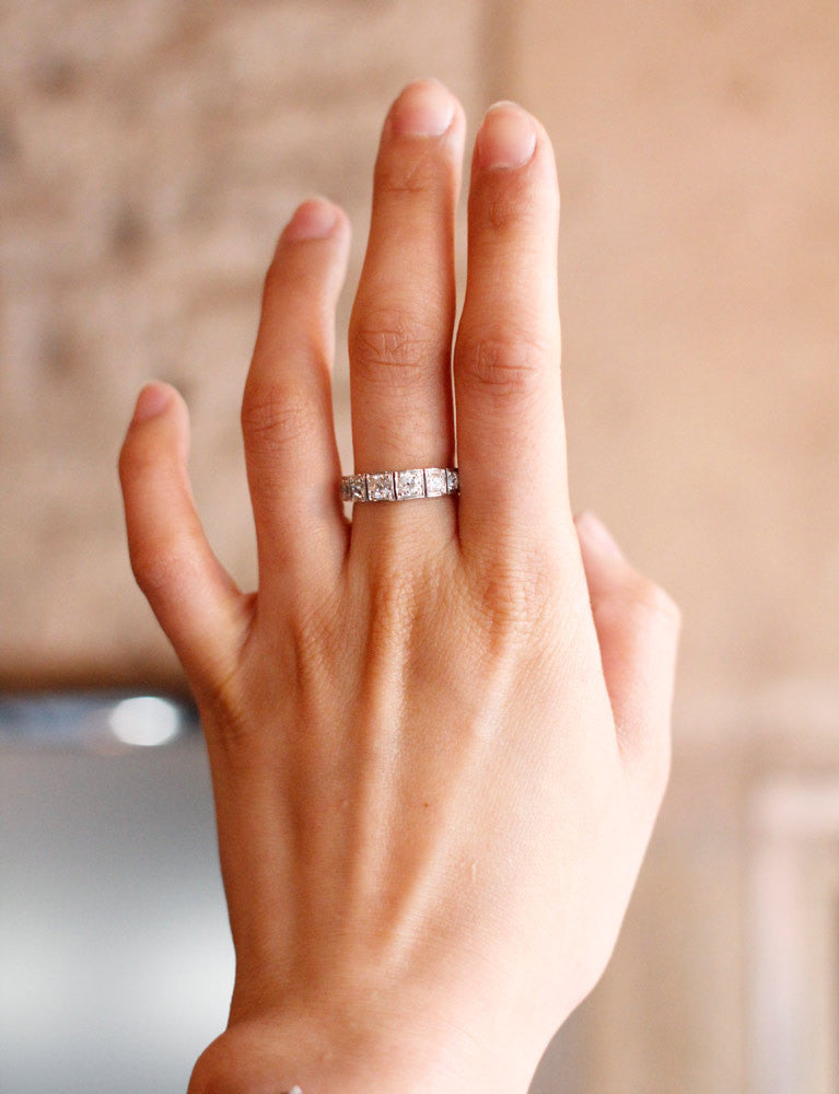 Bague Création Benoit Joaillier "Jarretière"