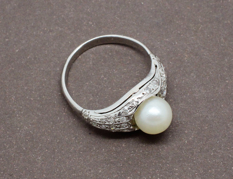 Bague Art Deco Perle et Diamants Or Blanc