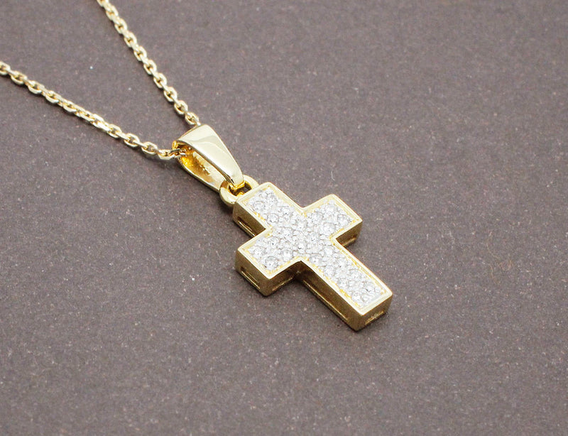 Pendentif Croix en Or et Diamants