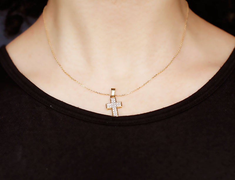 Pendentif Croix en Or et Diamants