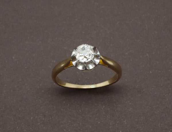 Solitaire Ancien Diamant Coussin