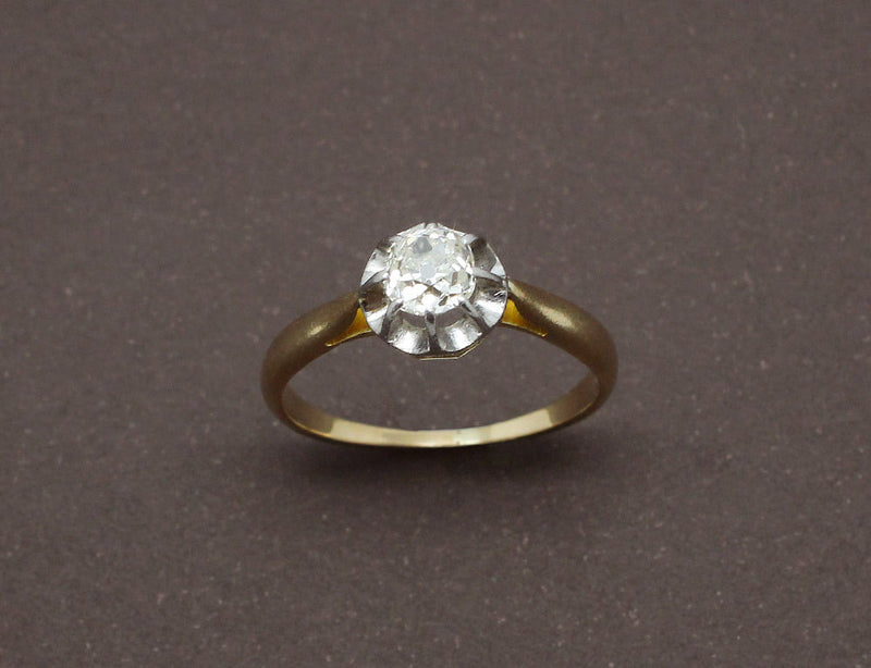 Solitaire Ancien Diamant Coussin