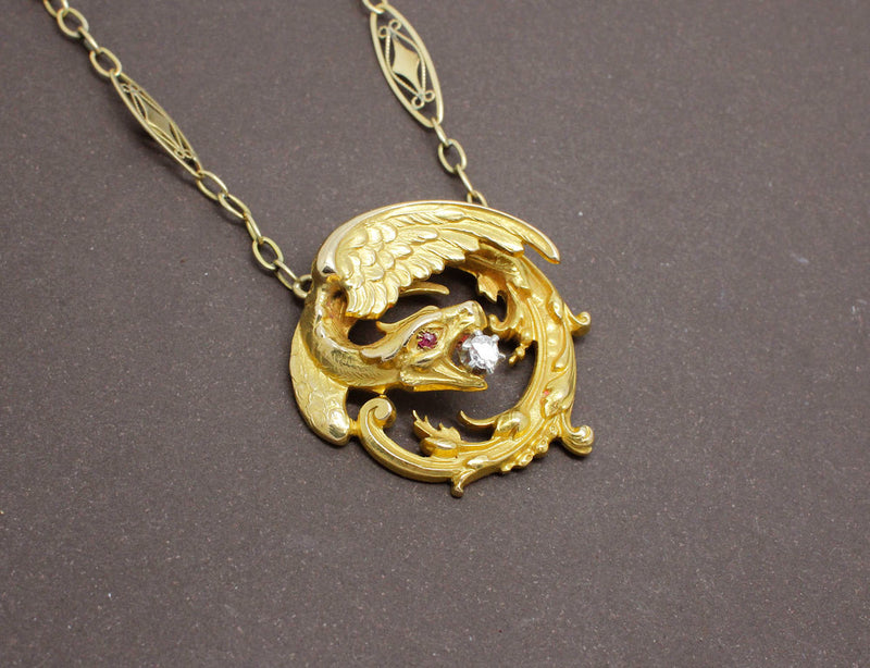Pendentif Chimère XIXe Or Jaune