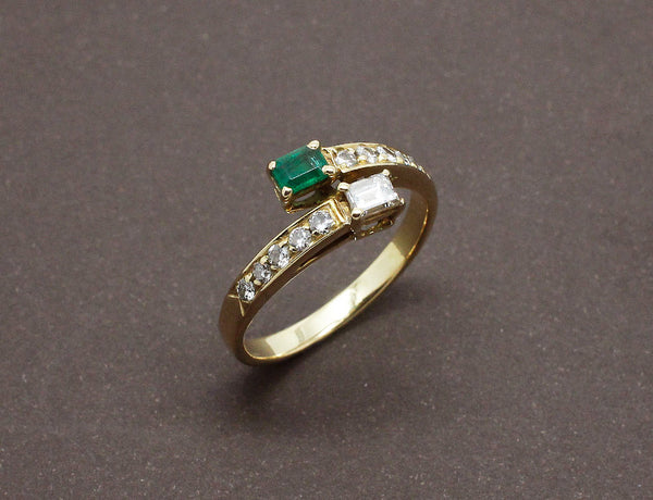 Bague Toi et Moi Émeraude et Diamants