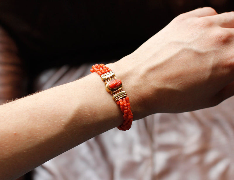 Bracelet Camée et Perles de Corail