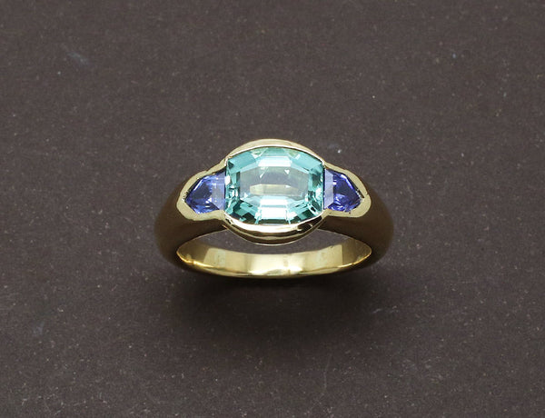 Bague Tourmaline et Saphirs en Or Jaune