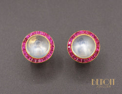 Boucles d'Oreilles Cartier Pierres de Lune et Verneuils