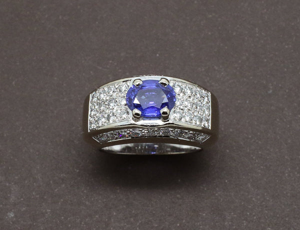 Bague Pavée Diamants et Saphir