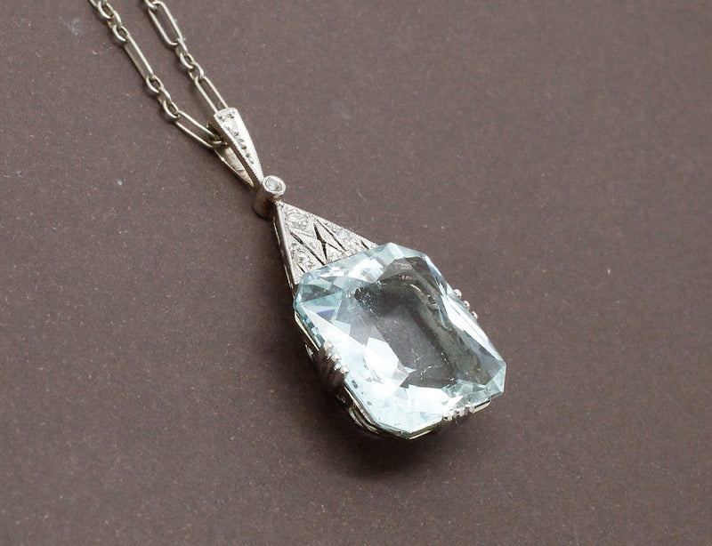 Pendentif Art Déco Aigue Marine