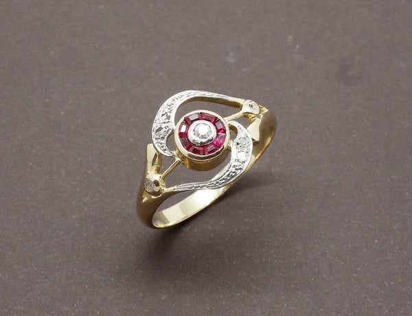 Bague Style Tourbillon Diamants Or Jaune