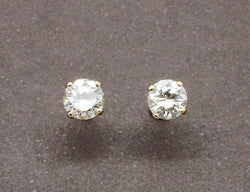 Puces d'Oreilles Or Jaune Diamants