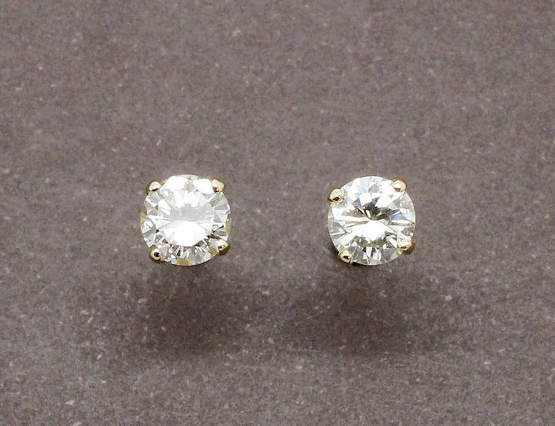 Puces d'Oreilles Or Jaune Diamants