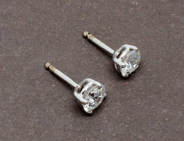 Puces d'Oreilles Diamants Or Blanc