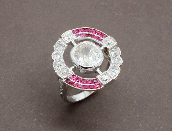 Bague Art Déco Diamants et Calibrés