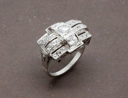 Bague Art Déco Platine et Diamants