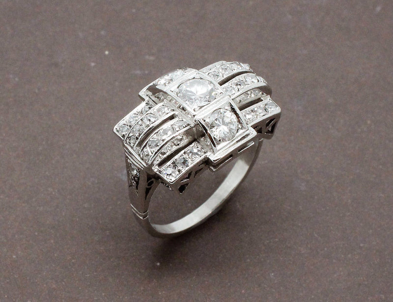 Bague Art Déco Platine et Diamants