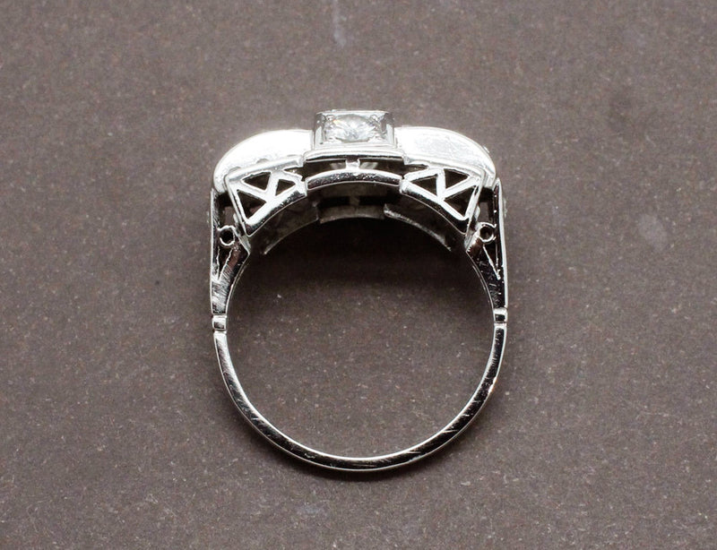 Bague Art Déco Platine et Diamants