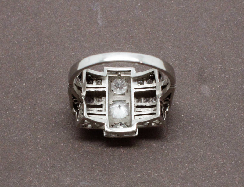 Bague Art Déco Platine et Diamants