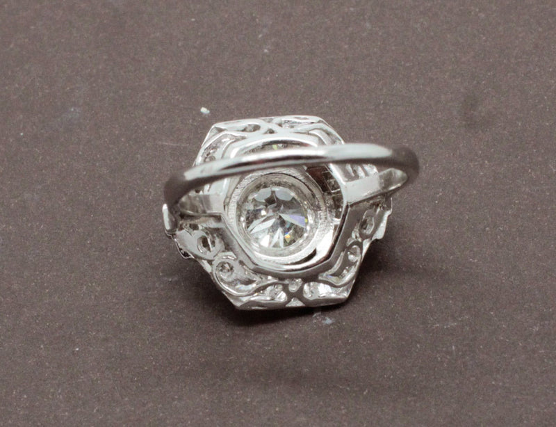 Bague Art Déco Platine et Diamants