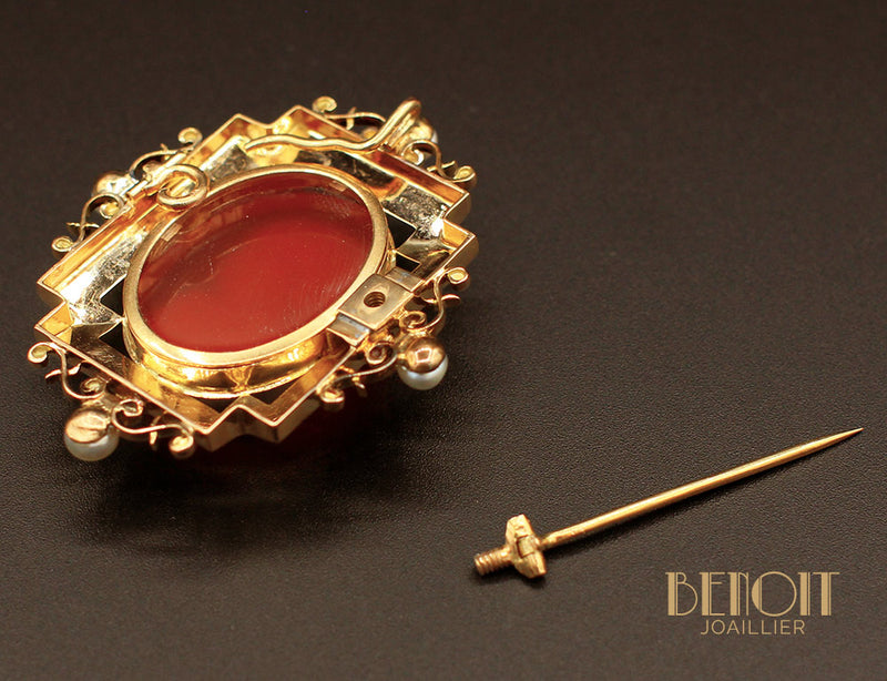 Broche pendentif style ancien baroque Camée pampille strass métal Broche pendentif style ancien baroque Camée pampille strass métal