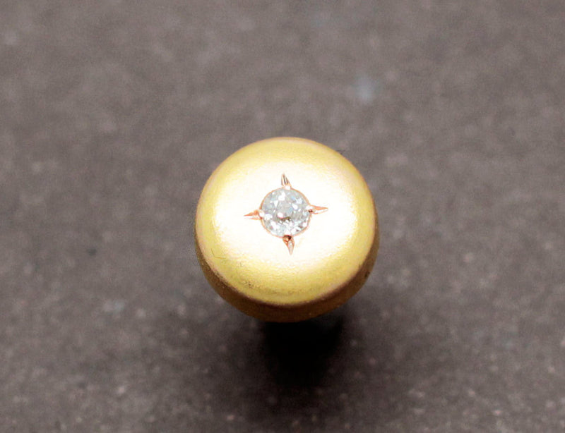Puces d'Oreilles XIXe Or Brossé et Diamants