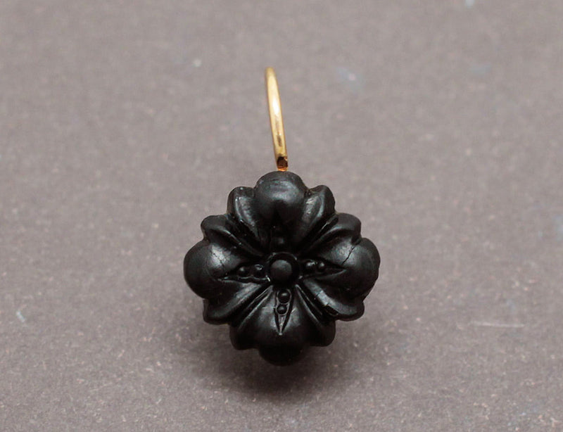 Dormeuses Fleur de Jais et Or Jaune