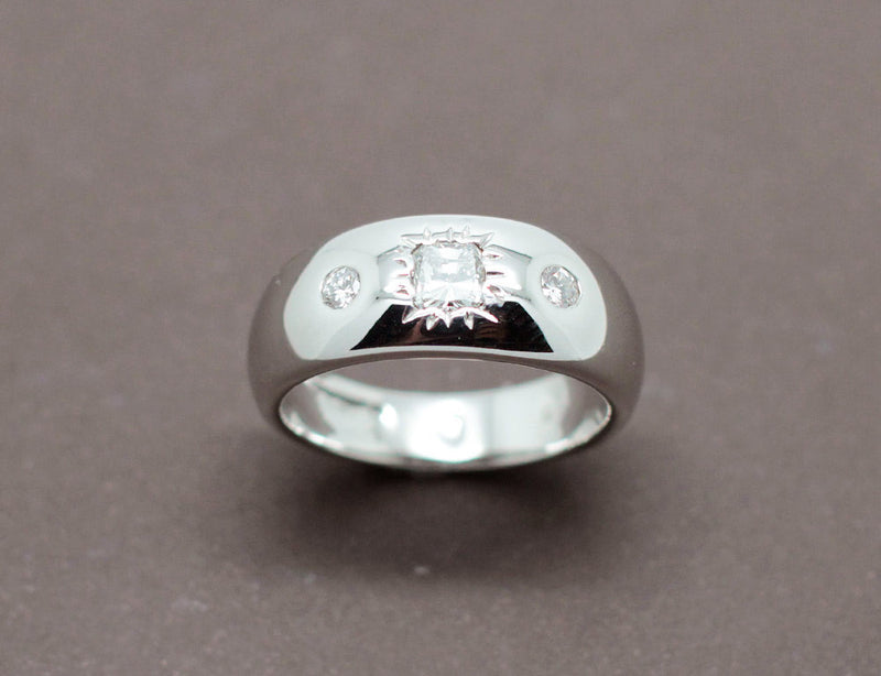 Bague Jonc Diamant Coussin