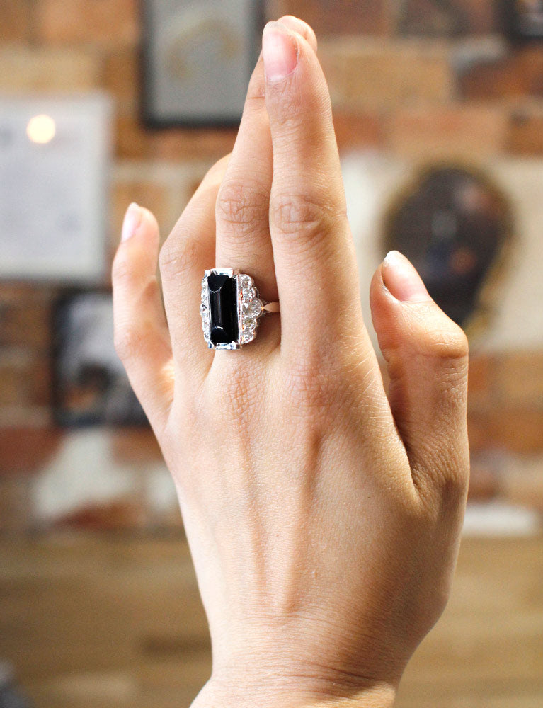 Bague Art Déco Onyx Diamants