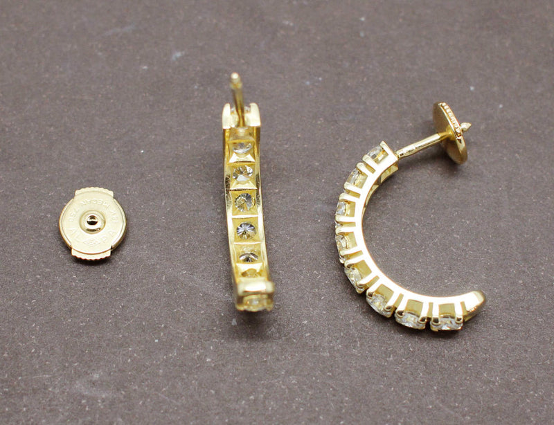 Demi-Créoles Or Jaune Pavées Diamants
