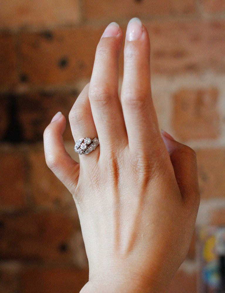 Bague Ancienne Trio de Diamants