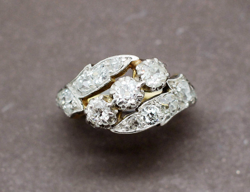 Bague Ancienne Trio de Diamants