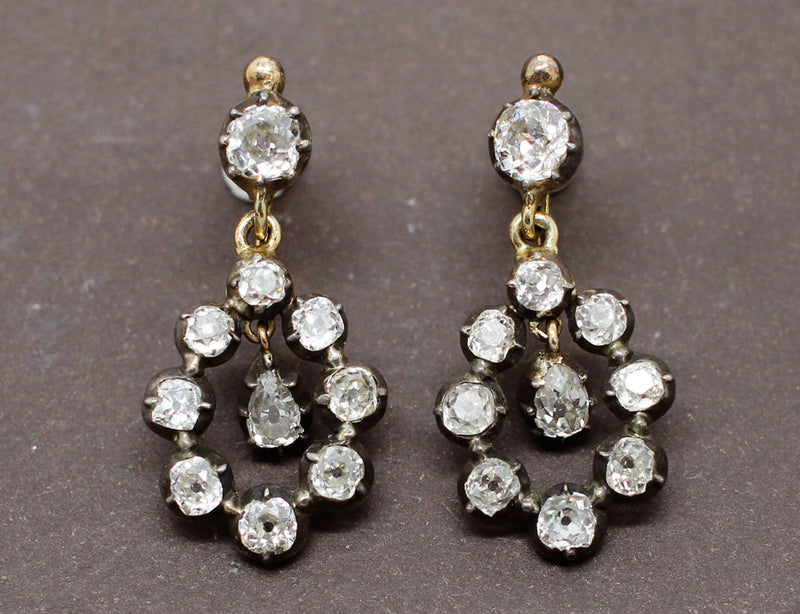 Boucles d'oreilles Pendantes Diamant  Anciennes