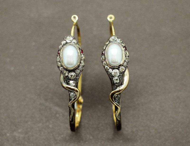 Boucles d'oreilles Serpent (Créoles) Début XIXe (Parure)