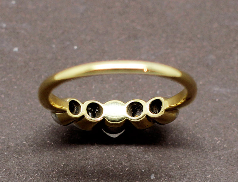 Bague Jarretière Perle Grise et Diamants
