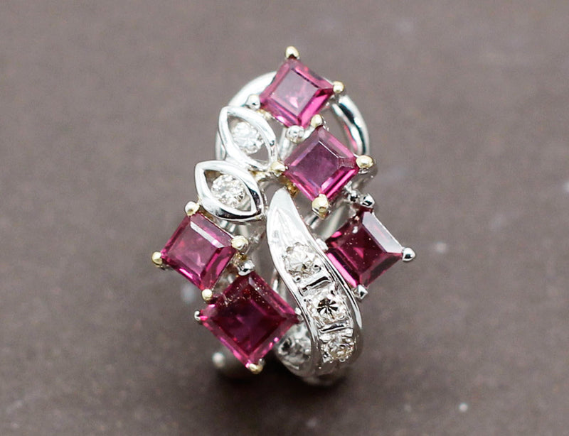 Boucles d'Oreilles Rubis Carrés et Diamants