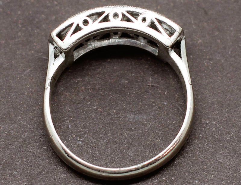 Bague Art Déco "Épi" Diamants