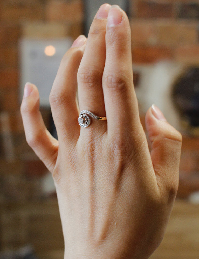 Bague Tourbillon Diamants