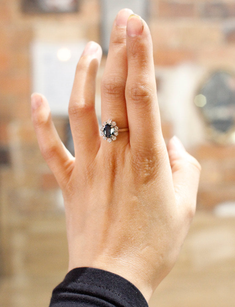 Bague Saphir Entourage Diamants
