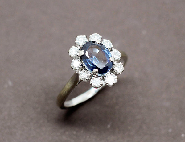 Bague Saphir Entourage Diamants