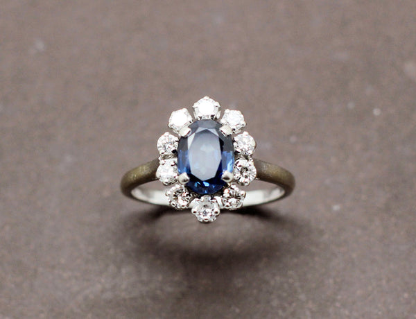 Bague Saphir Entourage Diamants