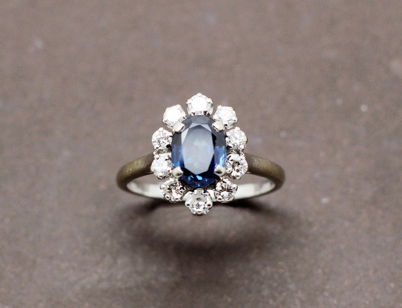 Bague Saphir Entourage Diamants