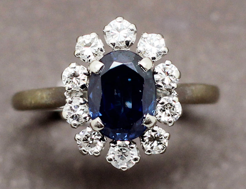 Bague Saphir Entourage Diamants